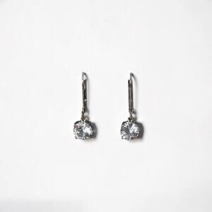 Women Classy Dangle Earrings